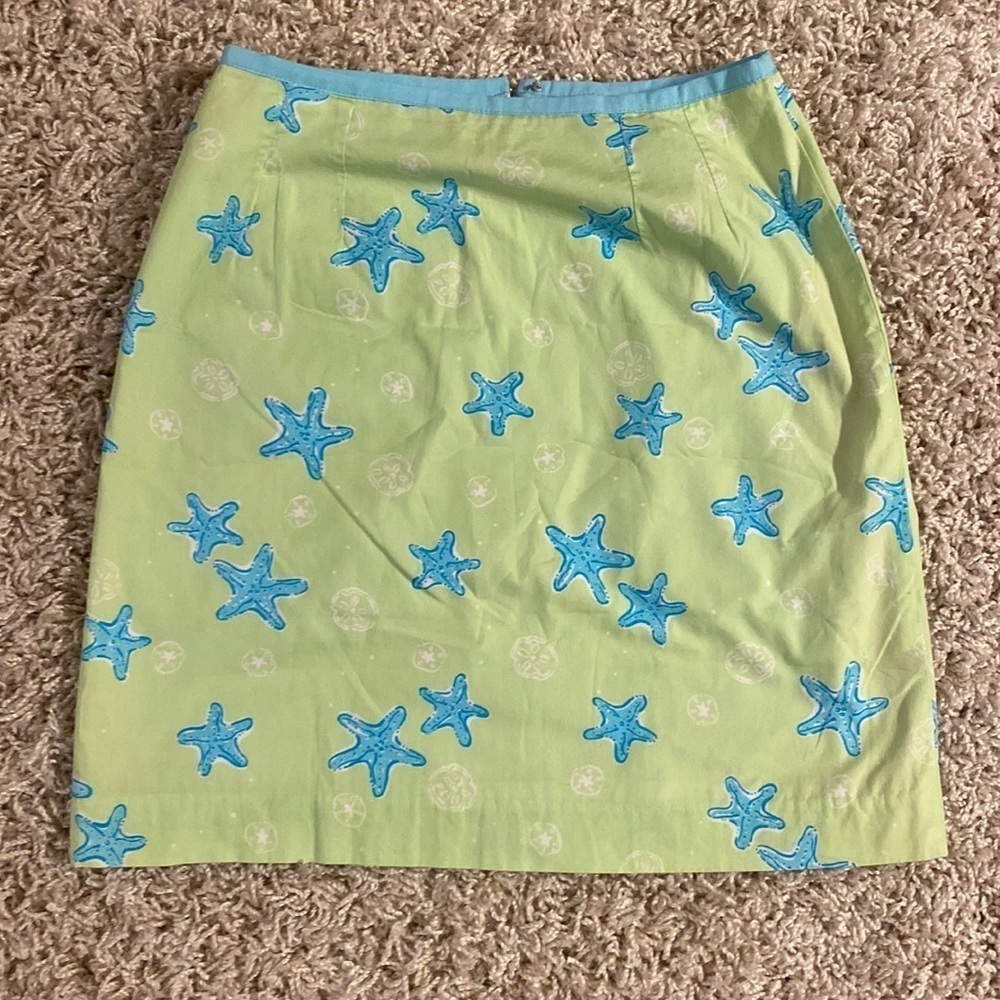 Lilly Pulitzer skirt size 2 NWOT